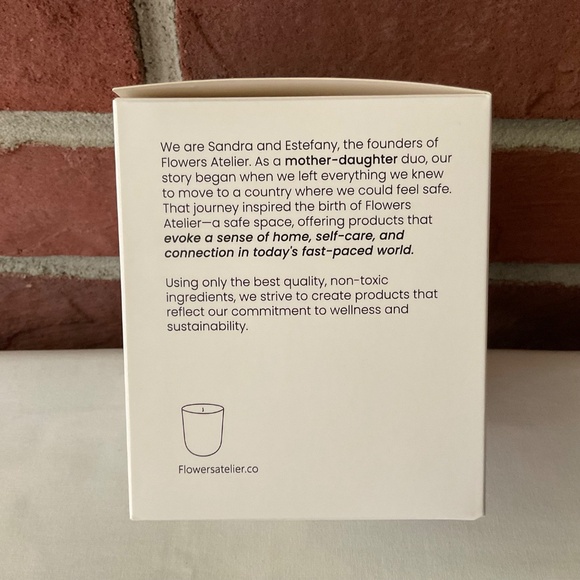 Flowers Atelier Sage Woods 100% Soy-Coconut Wax Candle NEW - Picture 7 of 12